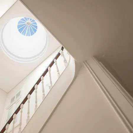 Visconde Mezzanine